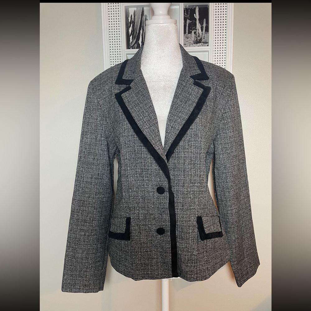 Sag Harbor Women’s Blazer w/ Felt Lining Size 14